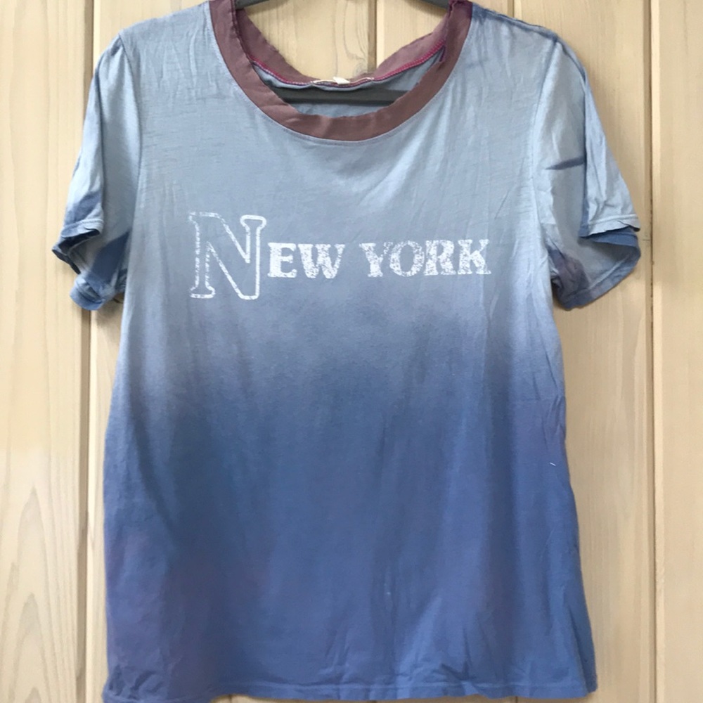Tee